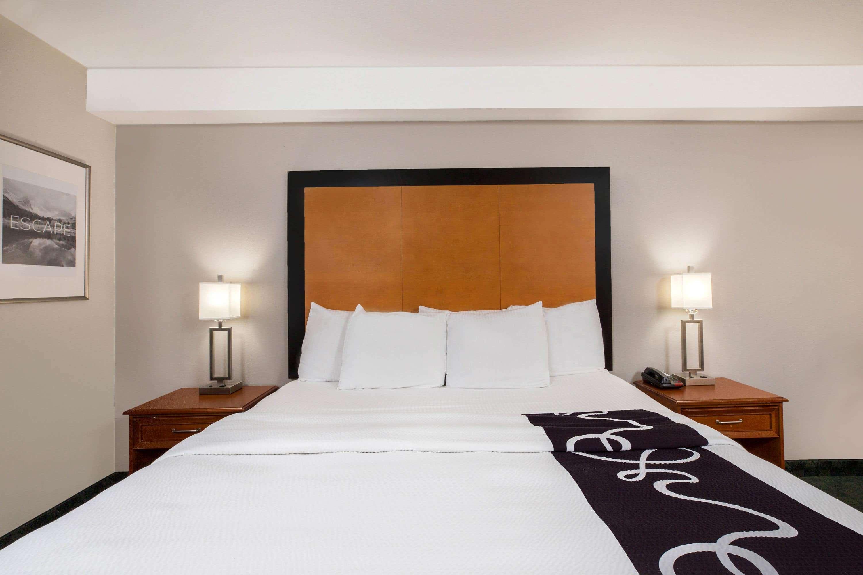La Quinta Inn By Wyndham Эверетт Экстерьер фото